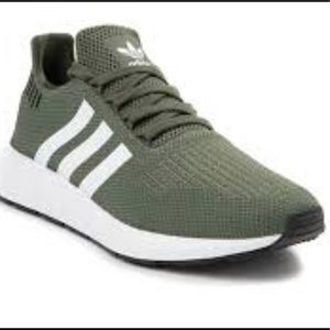 Adidas Swift Run olive & white - 11